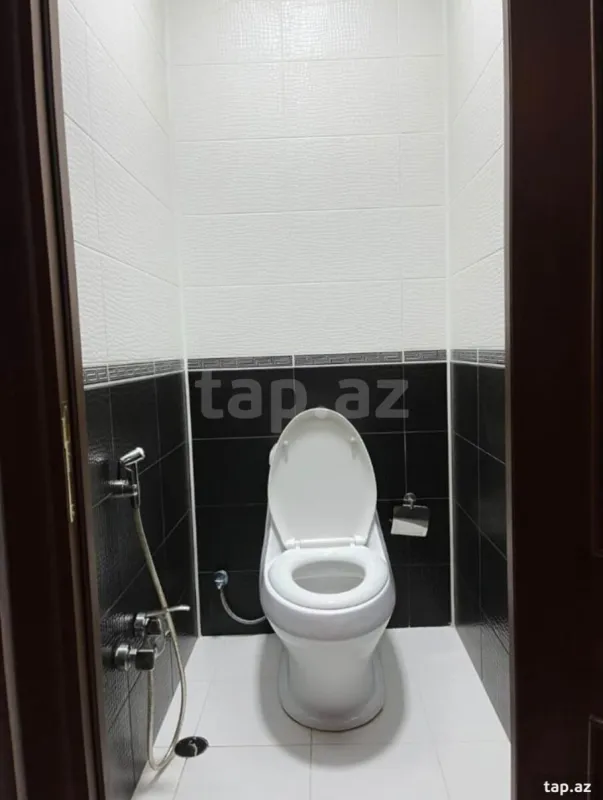 Satılır 3 otaqlı yeni tikili 126 m²