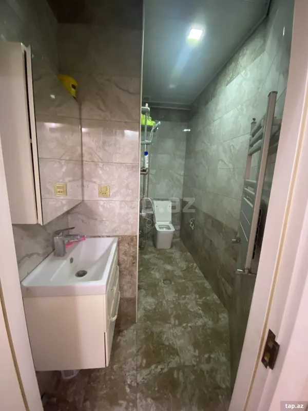 Kirayə verilir 3 otaqlı yeni tikili 70 m²