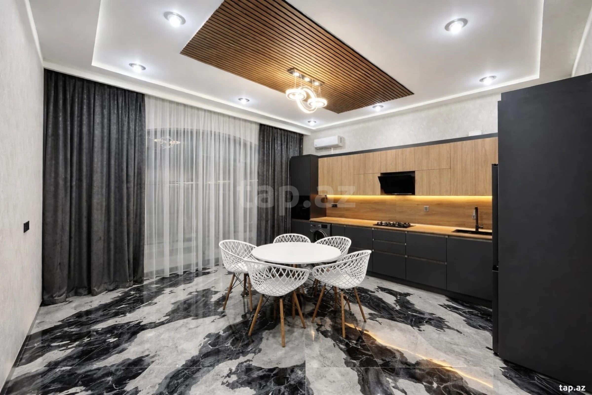 Kirayə verilir 4 otaqlı həyət evi