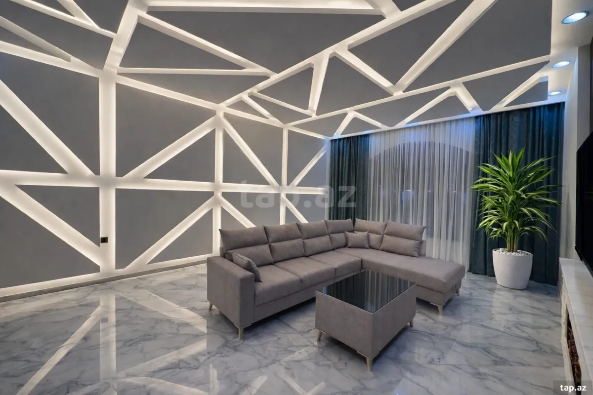 Kirayə verilir 4 otaqlı həyət evi