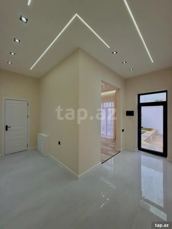 Satılır 4 otaqlı həyət evi