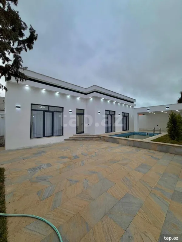 Satılır 4 otaqlı həyət evi