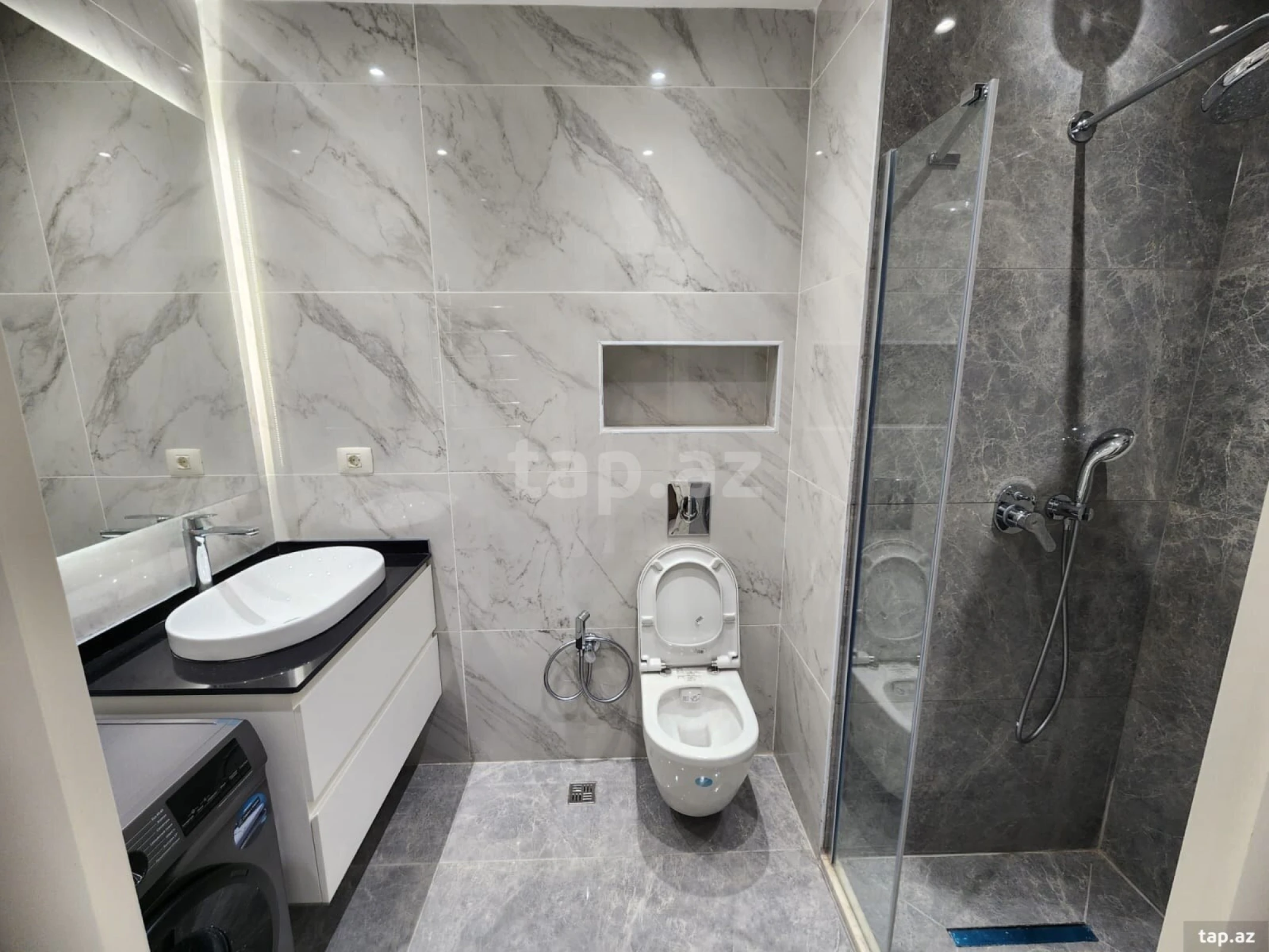 Kirayə verilir 2 otaqlı yeni tikili 58 m²