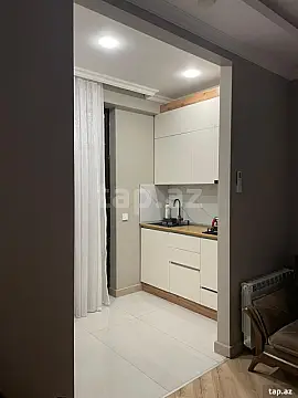 Kirayə verilir 2 otaqlı yeni tikili 65 m²