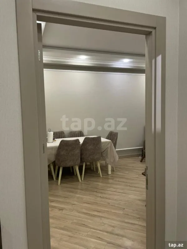 Kirayə verilir 2 otaqlı yeni tikili 65 m²