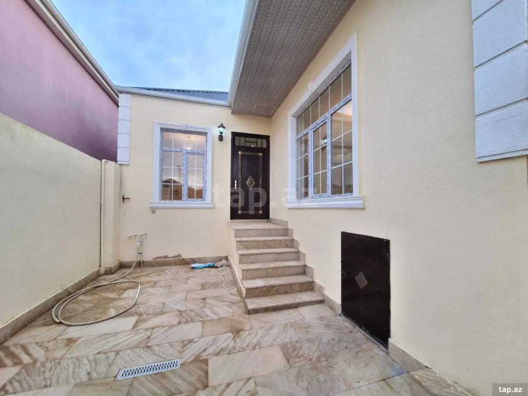 Satılır 3 otaqlı həyət evi 100 m²