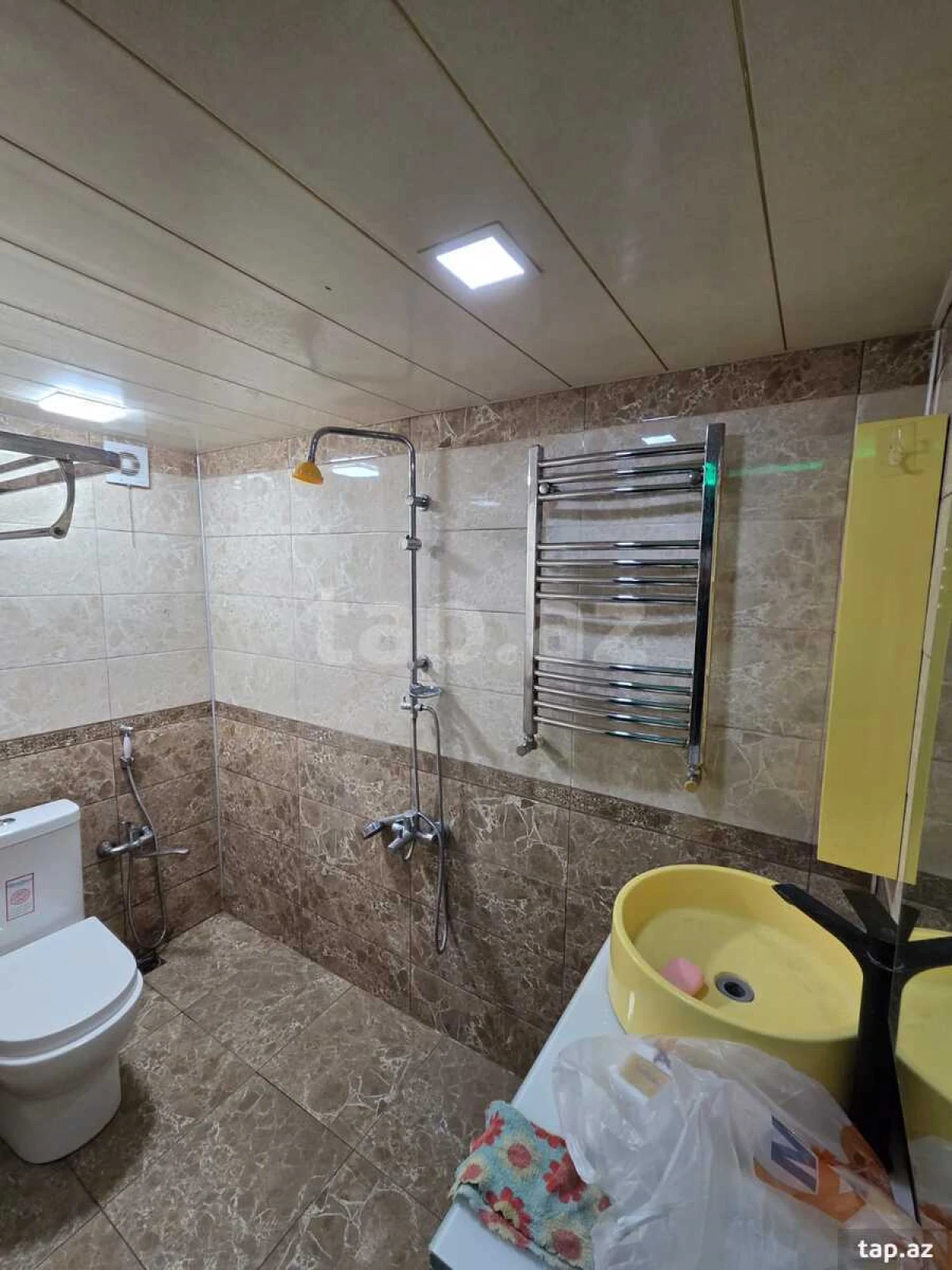 Kirayə verilir 2 otaqlı mənzil 70 m²