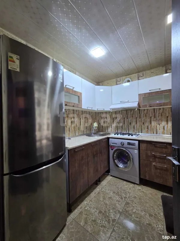 Kirayə verilir 2 otaqlı mənzil 70 m²