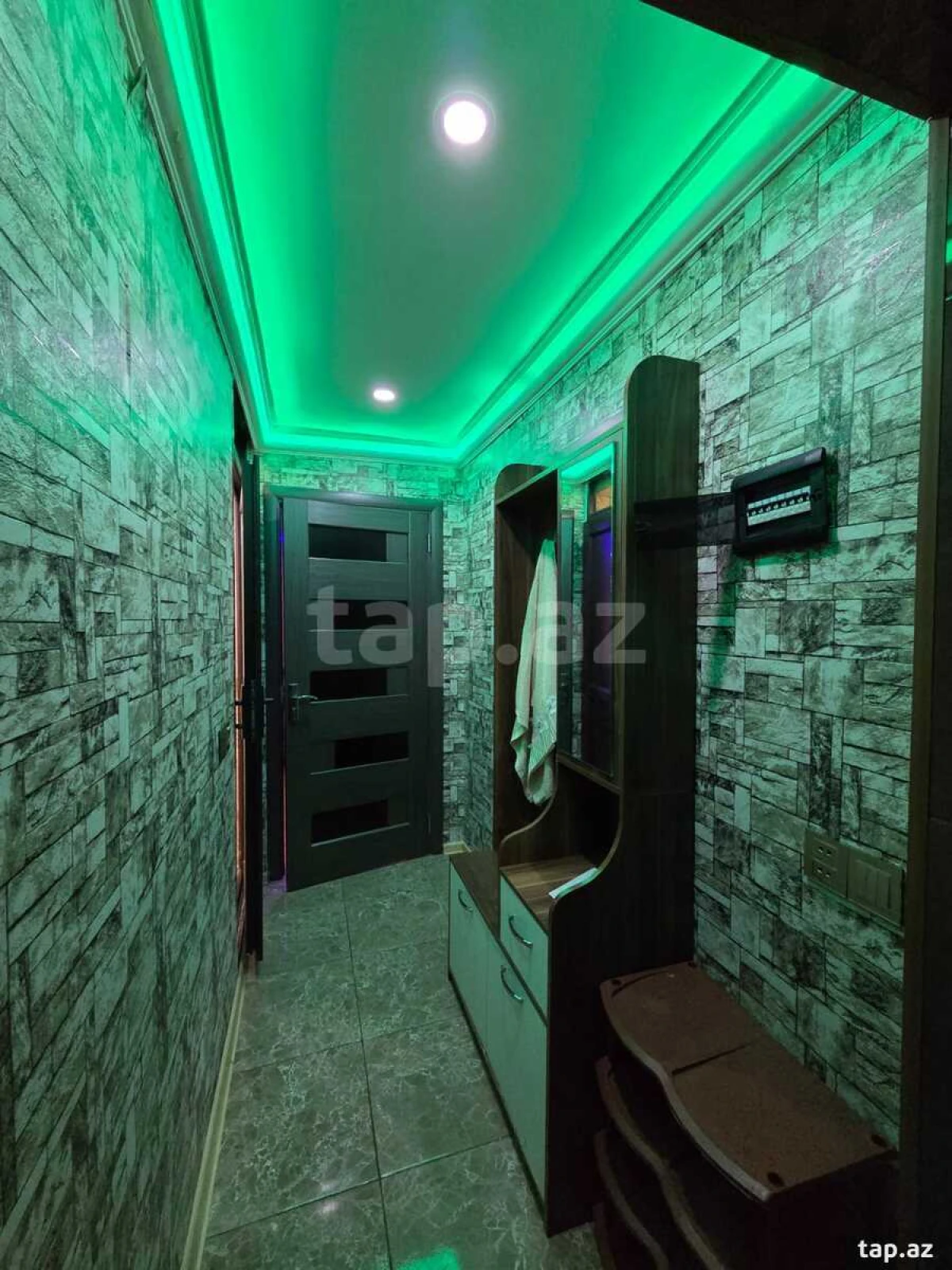 Kirayə verilir 2 otaqlı mənzil 70 m²