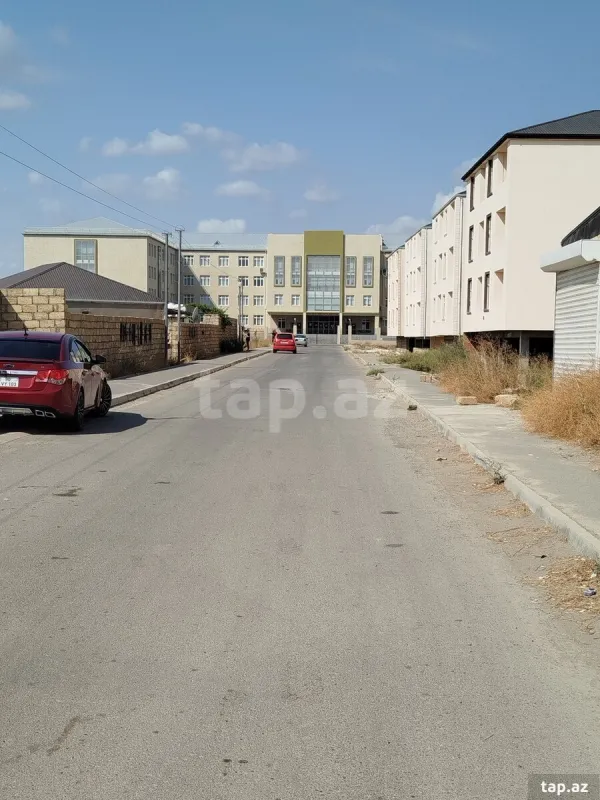 Satılır 3 otaqlı həyət evi