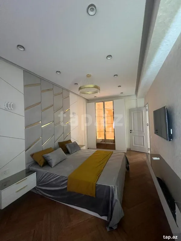 Satılır 3 otaqlı yeni tikili 108 m²
