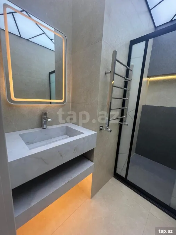 Satılır 3 otaqlı yeni tikili 108 m²