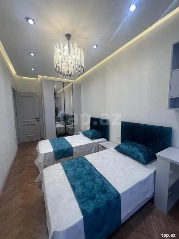 Satılır 3 otaqlı yeni tikili 108 m²