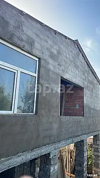 Satılır 8 otaqlı həyət evi