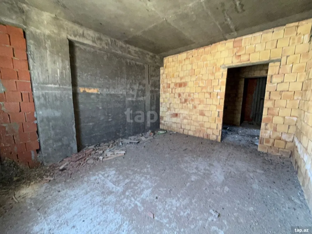 Satılır 3 otaqlı yeni tikili 92 m²