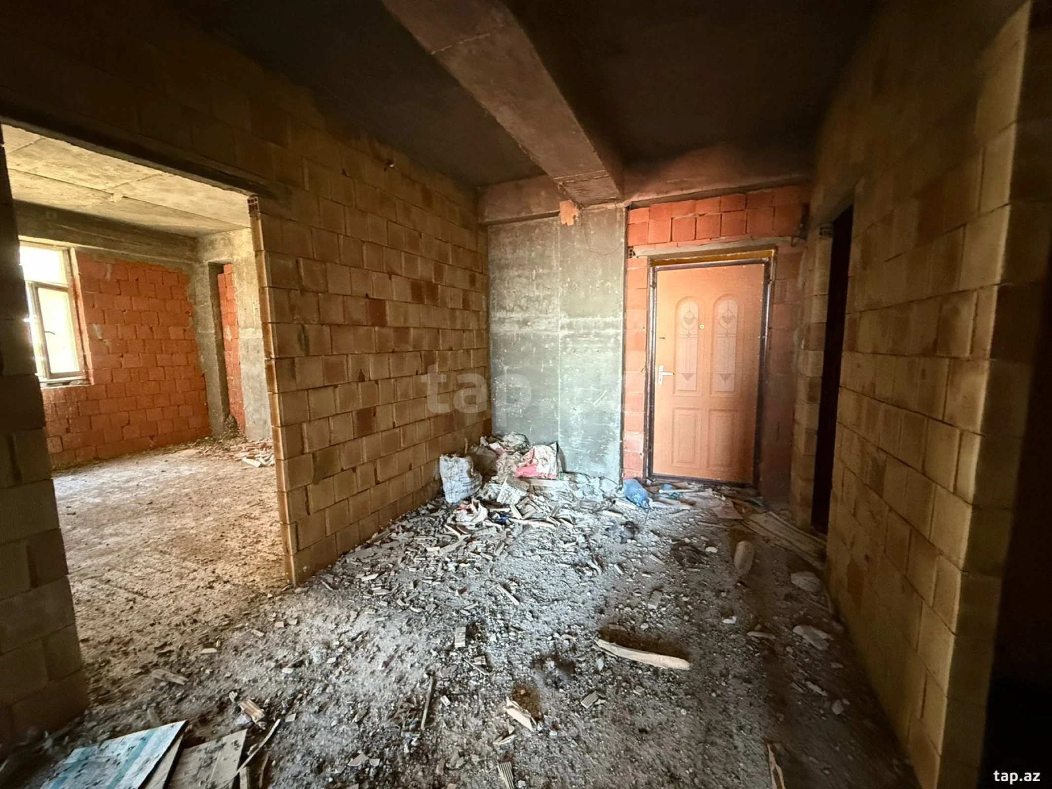 Satılır 3 otaqlı yeni tikili 92 m²