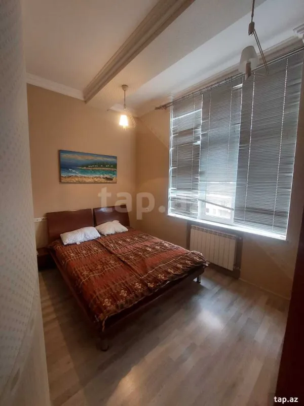 Kirayə verilir 3 otaqlı yeni tikili 120 m²