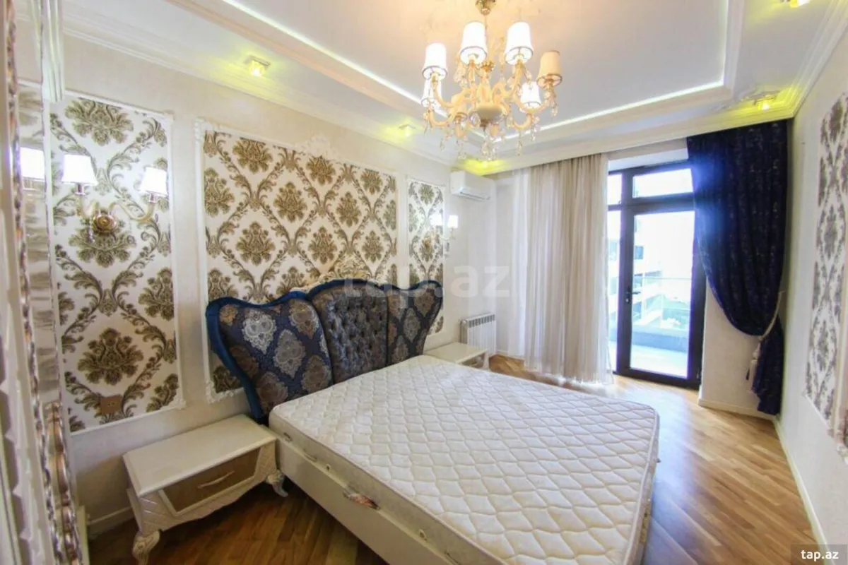 Kirayə verilir 3 otaqlı yeni tikili 148 m²