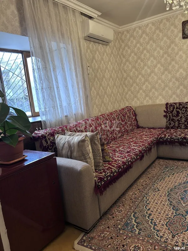 Kirayə verilir 3 otaqlı həyət evi