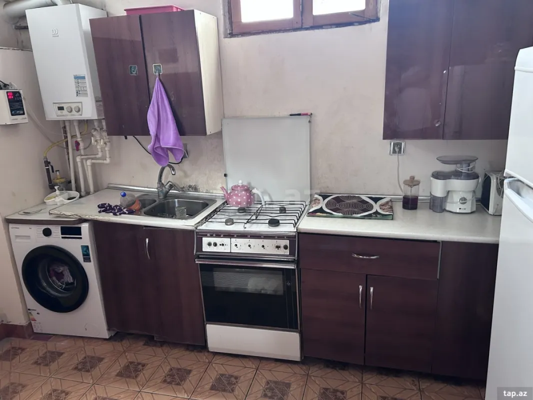 Kirayə verilir 3 otaqlı həyət evi