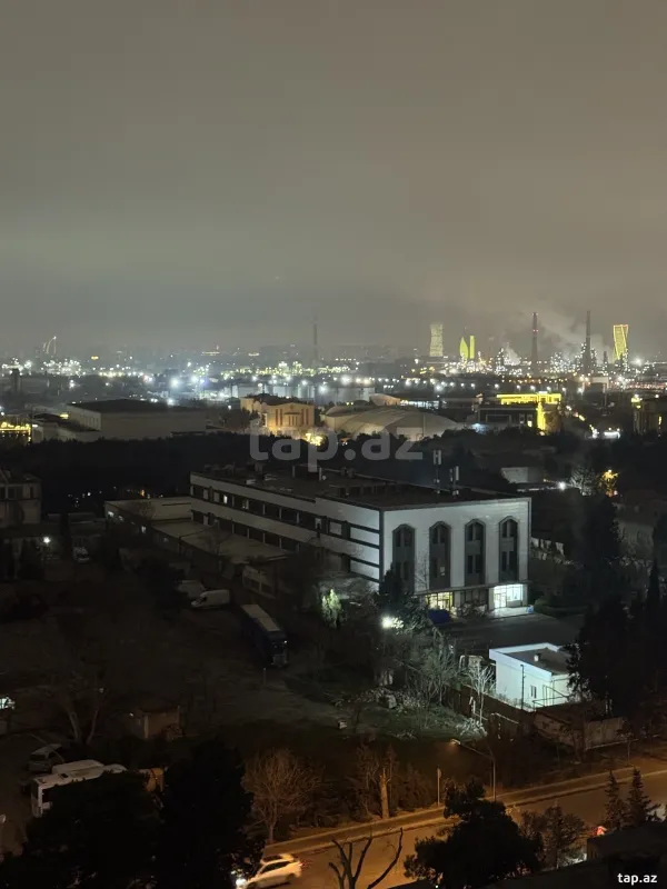 Kirayə verilir 3 otaqlı yeni tikili 140 m²