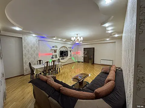 Kirayə verilir 3 otaqlı yeni tikili 140 m²