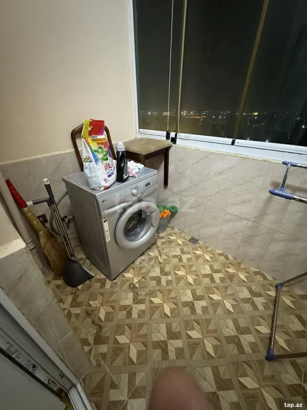 Kirayə verilir 3 otaqlı yeni tikili 140 m²