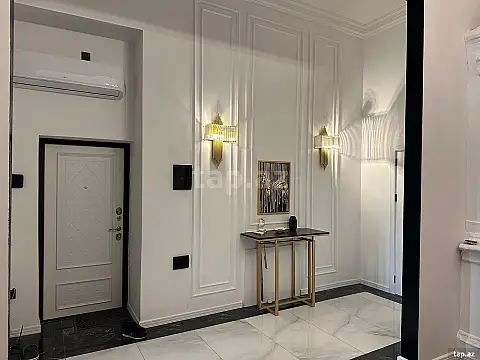 Kirayə verilir 3 otaqlı mənzil 140 m²