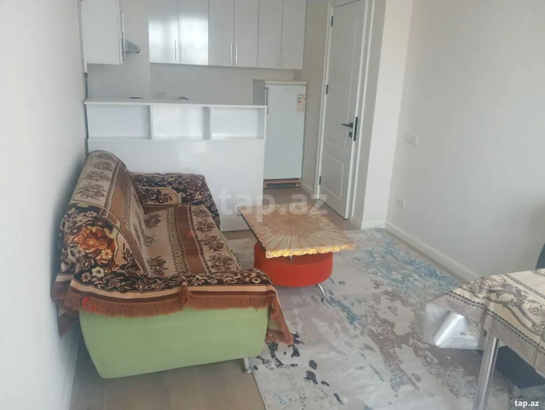 Satılır 2 otaqlı yeni tikili 50 m²
