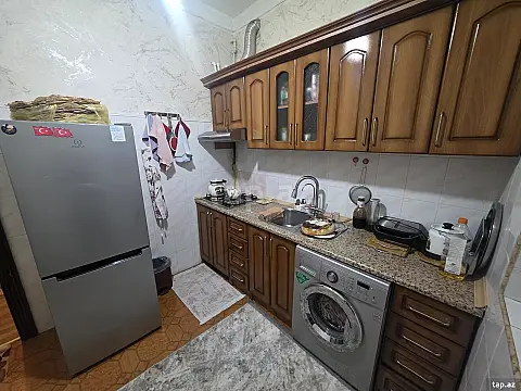 Kirayə verilir 2 otaqlı mənzil 80 m²