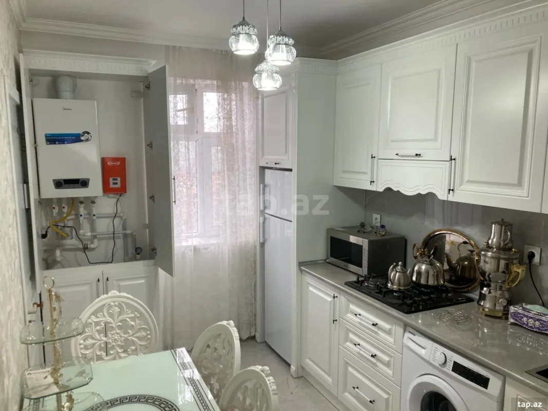 Kirayə verilir 3 otaqlı mənzil 100 m²