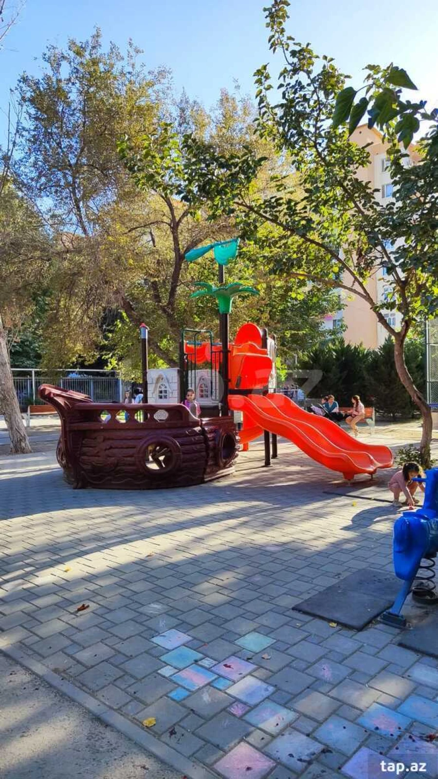 Satılır 2 otaqlı mənzil 60 m²