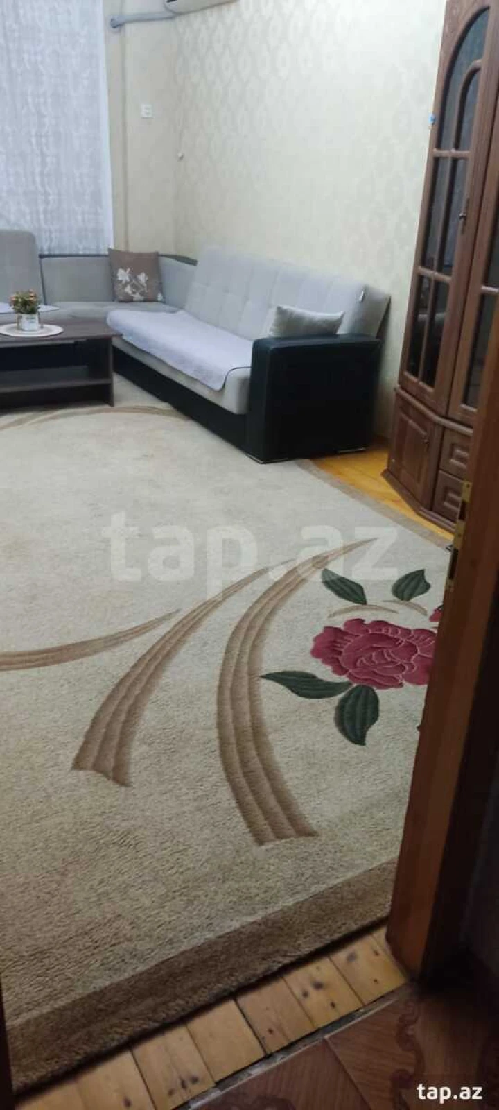 Kirayə verilir 3 otaqlı yeni tikili 95 m²