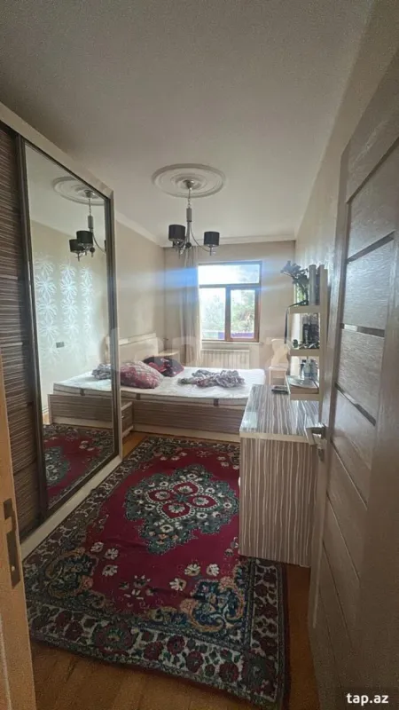 Kirayə verilir 2 otaqlı yeni tikili 100 m²