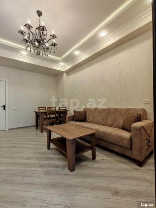 Kirayə verilir 2 otaqlı yeni tikili 70 m²