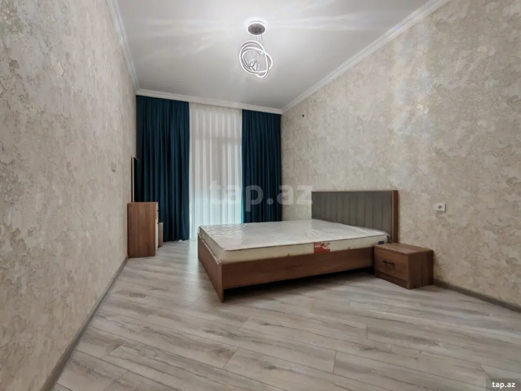 Kirayə verilir 2 otaqlı yeni tikili 70 m²