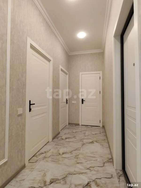 Kirayə verilir 2 otaqlı yeni tikili 70 m²