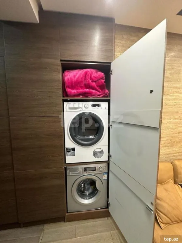 Kirayə verilir 2 otaqlı yeni tikili 70 m²