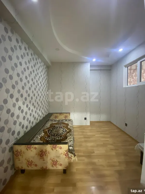 Kirayə verilir 3 otaqlı yeni tikili 75 m²