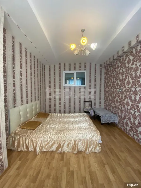 Kirayə verilir 3 otaqlı yeni tikili 75 m²