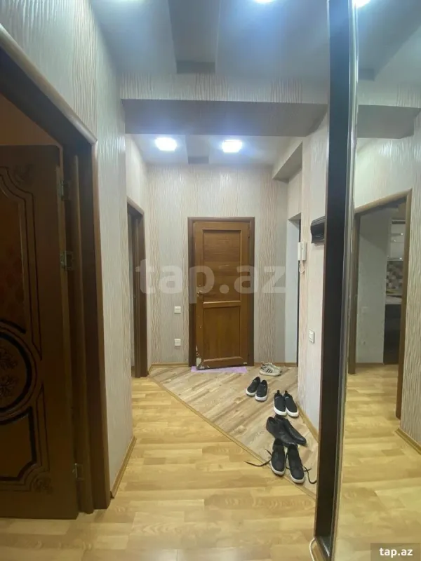 Kirayə verilir 3 otaqlı yeni tikili 75 m²