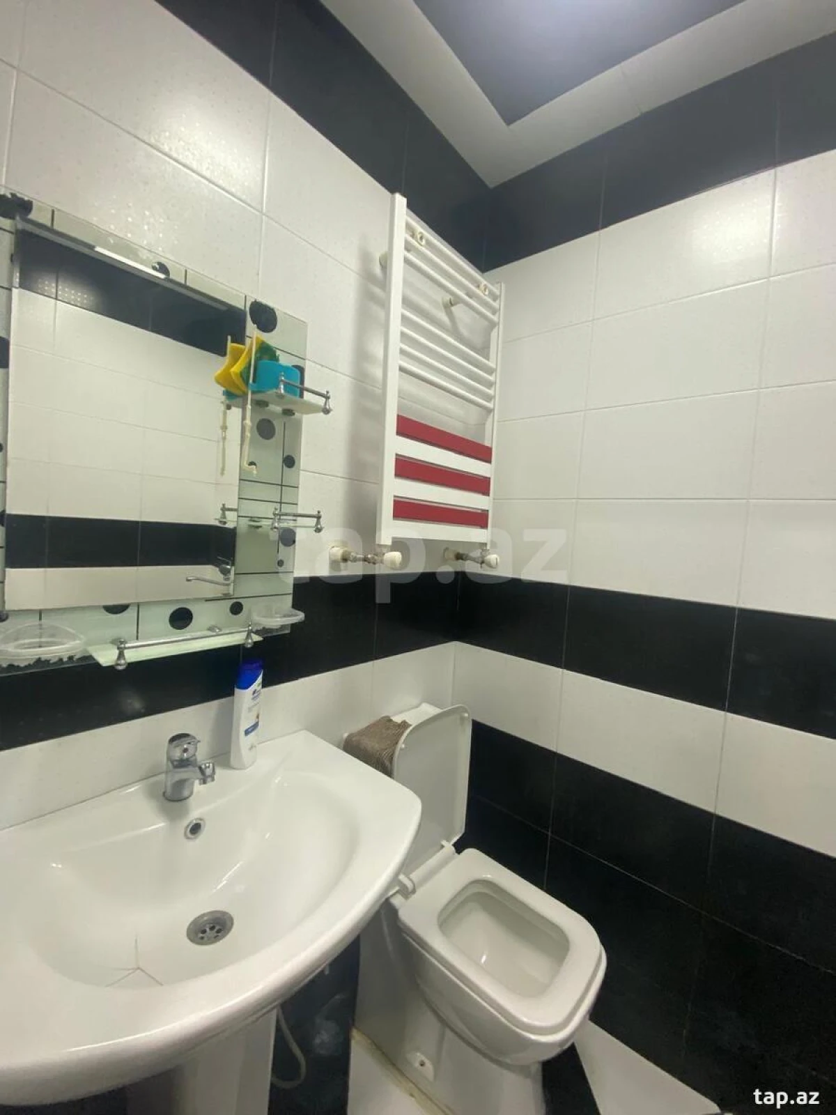 Kirayə verilir 3 otaqlı yeni tikili 75 m²