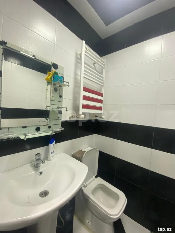 Kirayə verilir 3 otaqlı yeni tikili 75 m²