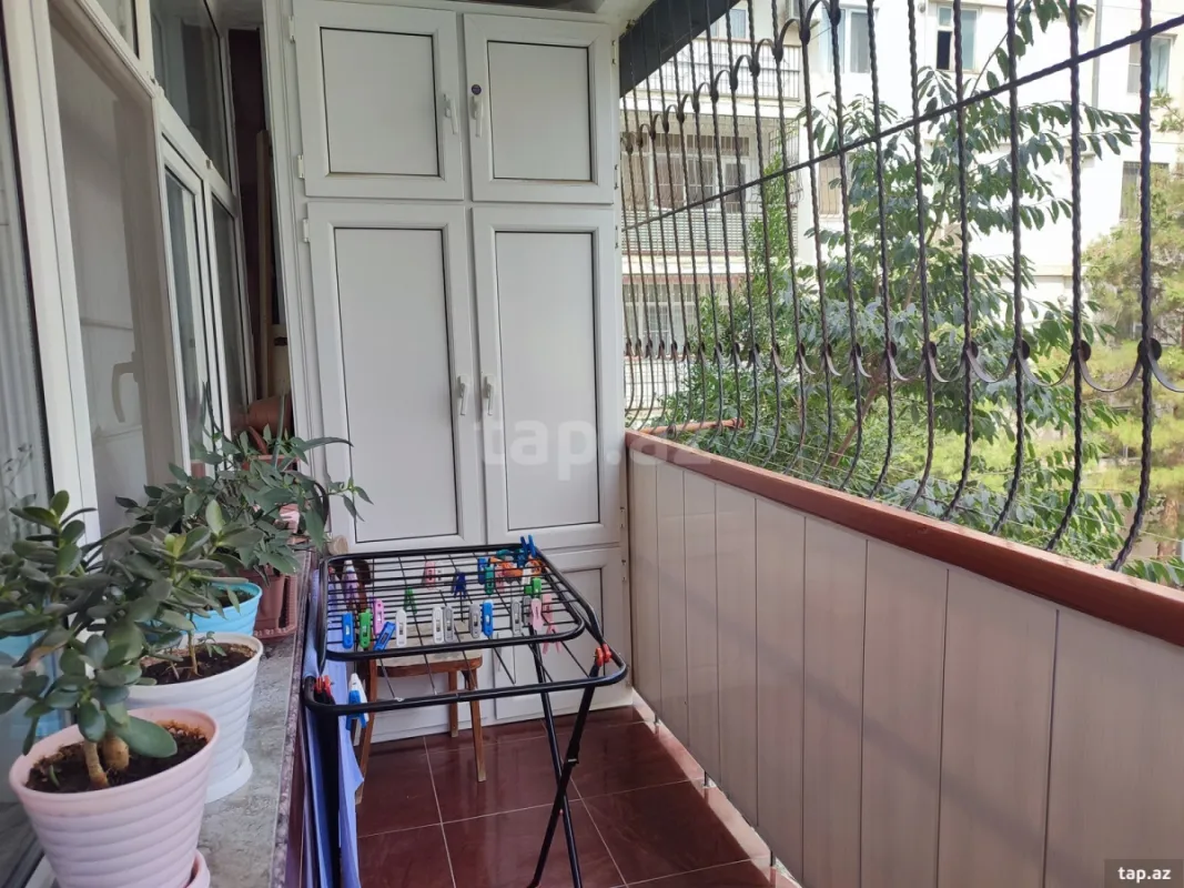 Satılır 3 otaqlı yeni tikili 105 m²