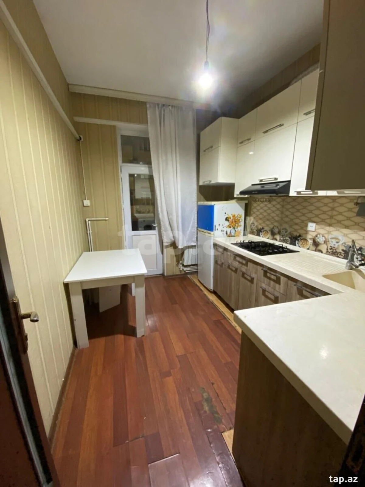 Kirayə verilir 2 otaqlı yeni tikili 50 m²