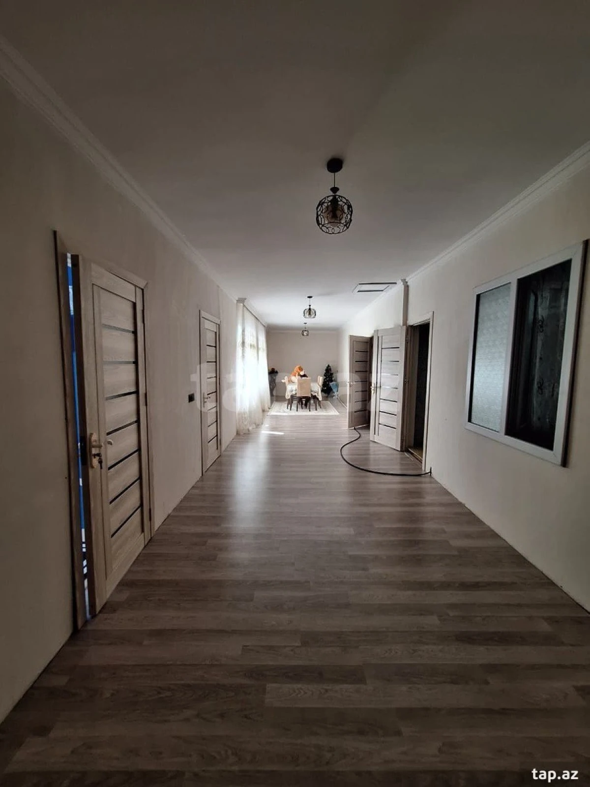 Satılır 7 otaqlı həyət evi