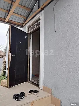 Satılır 4 otaqlı həyət evi