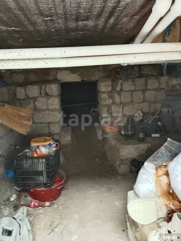 Satılır 4 otaqlı həyət evi