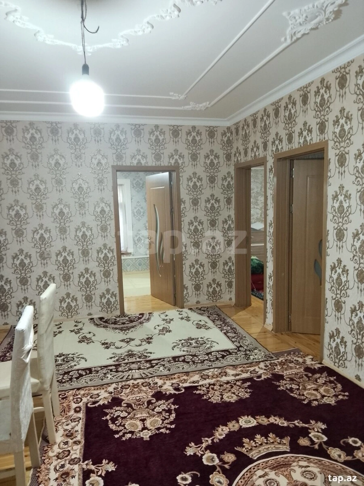 Satılır 4 otaqlı həyət evi