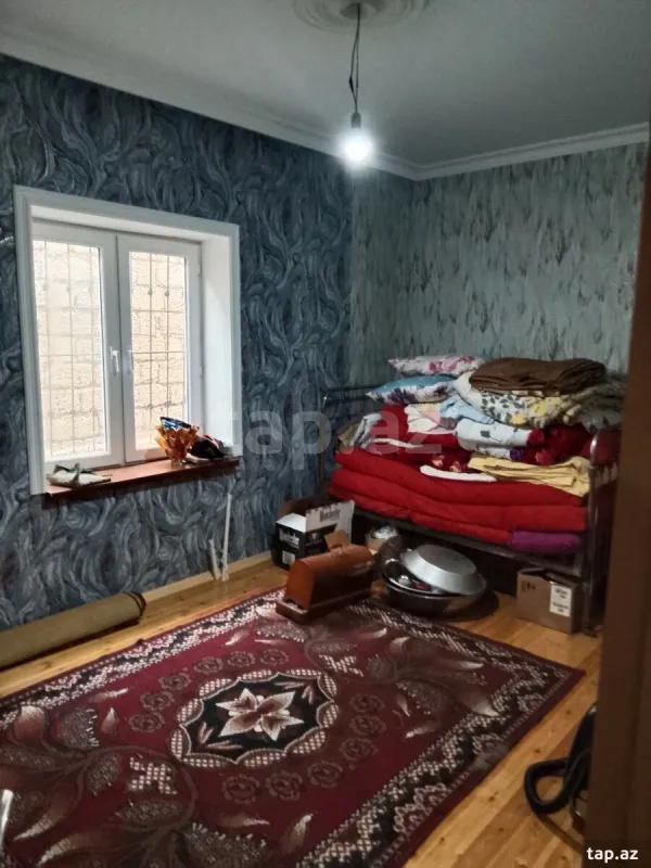 Satılır 4 otaqlı həyət evi